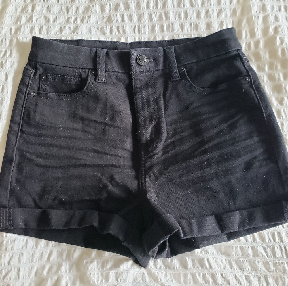 American Eagle black shorts size 4